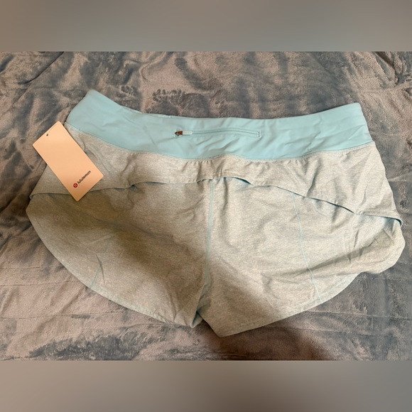 LULULEMON SPEED UP SHORT 2.5” - Picture 3 of 4